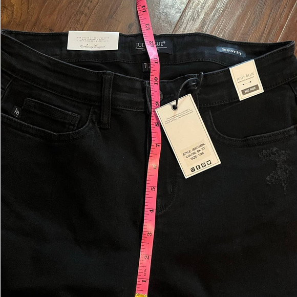 NWT Judy Blue Leopard Distressed Mid Rise Skinny Jean JB82168BK Size 7/28 - Picture 7 of 7